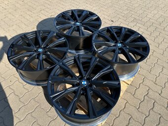 🟦 BMW R22 originálne disky 758i – X7 G07 – TOP stav - 2