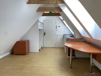 Pronájem bytu 1+kk, Pernštýnská, Pardubice, ev.č. 00652 - 2
