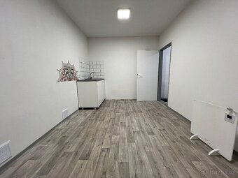 Pronájem obchodního prostoru, ul. Vídeňská třída, Znojmo - 2