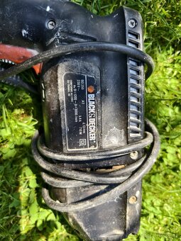 elektrická vrtačka značky Black&Decker, model BD 250 - 2