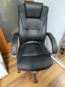 Kožené křeslo - 2