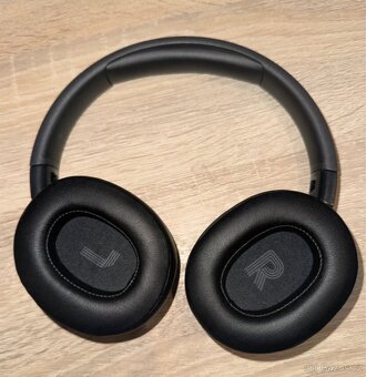 PRODÁM SLUCHÁTKA 🎧 JBL Tune 720BT – Bezdrátová - 2