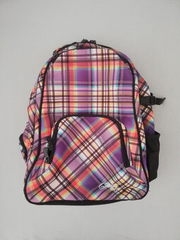 Prodám studentské batohy, sáčky na TV. - 2