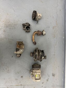 Hyundai Tucson Kia Sportage 2.0Crdi příslušenství motoru - 2