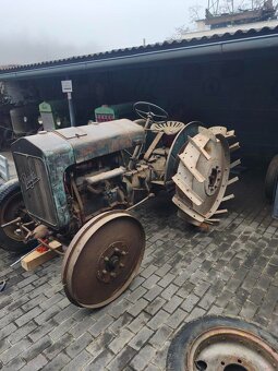 Orebná kola, Praga, traktor - 2