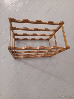 Stojan na vínko - 2