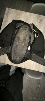 chránič páteře Hatchey "L" 170-185cm perfektní stav - 2