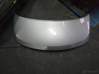 Hyundai H1 světla, kapota - 2