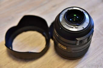 Nikon 24-120 mm f/4,0 AF-S ED VR - 2