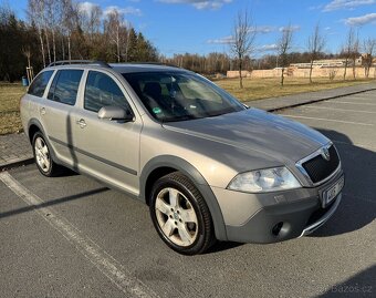 Škoda Octavia Scout - 2