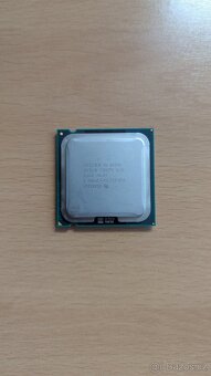 Intel Core2 Quad Q8300 - 2
