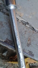 Prodám klič na kola a hydraulický zvedák - 2