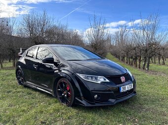 Honda Civic Type R GT 2.0 VTEC 228 kW (310 koní) - 2