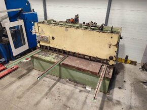 Hydraulické tabulové nůžky FG 825 - 2