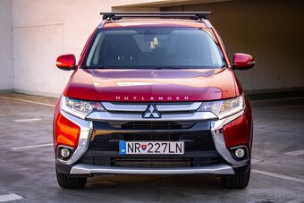 Mitsubishi Outlander 2.2DI-D 7-miestne Intense+ A/T - 2