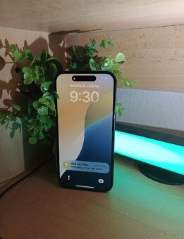 iPhone 15 - 128 GB - Plně funkční, výborný
Cena: [11000] 💰 - 2