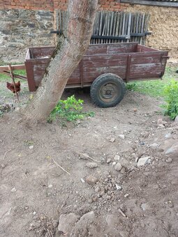 Dvoukolový vlek za traktor - 2