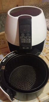 Horkovzdušná fritéza - 2
