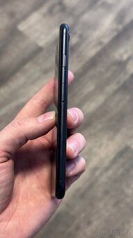 iPhone SE 2020 - 2