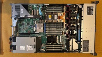 HPE ProLiant DL360 Gen10 |SSD 4 x 960 GB+4 x 800 GB| 192GB R - 2