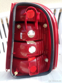 zadní levá lampa Fabia - 2