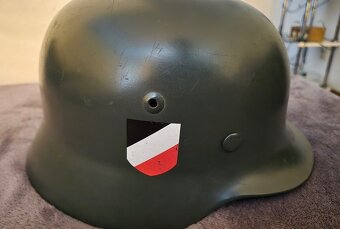 Německá helma M35 - 2