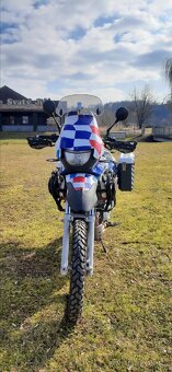 BMW f 650 gs DAKAR - 2