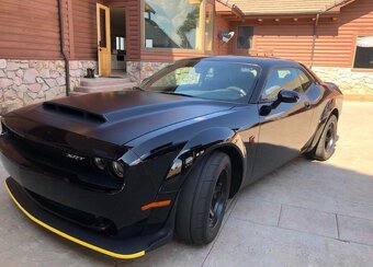 dodge challenger srt demon - 2