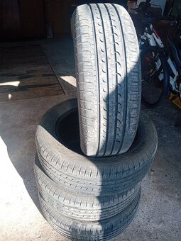 Letní pneu 215/60 R17 96 H - 2