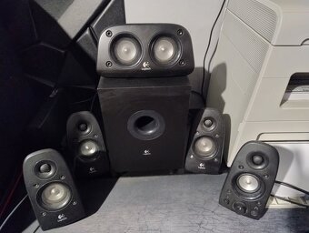 Logitech Surround Sound Speakers Z506 - 2