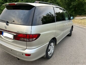 Toyota Previa s končící technickou D4D - 2