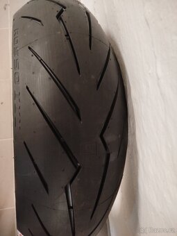 Zadní pneumatika Yamaha YZF R6 - 2