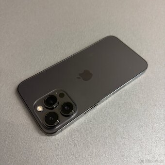 iPhone 13 Pro 256GB graphite, pěkný stav, rok záruka - 2