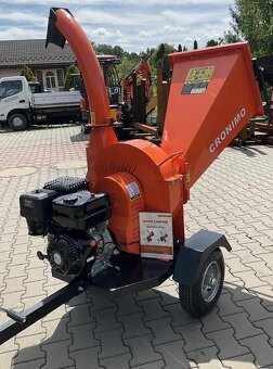 Benzínový štěpkovač za traktor, 242 kg - 2