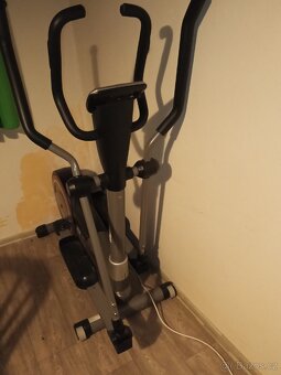 Eliptický trenažér Insportline do 150kg - 2