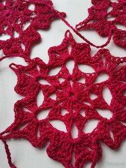 Vločky závěs červený - 2