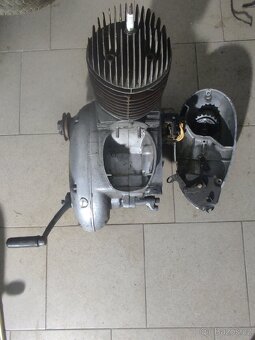 Motor Jawa pérák - 2