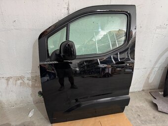 Dveře Opel Combo E levé přední, kód barvy G7R - 2