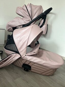 Jemně růžový kočárek Kunert Ivento 2v1 - 2