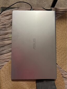 Notebook prodavam - 2