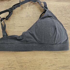 Kojici podprsenky H&M s vycpavkami 2 ks vel. 36 (B70) - 2