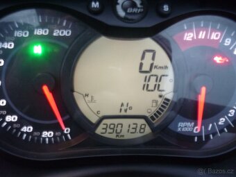 Spyder Can Am RS - 2