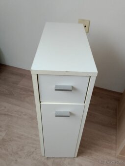 Toaletní skříňka - 2