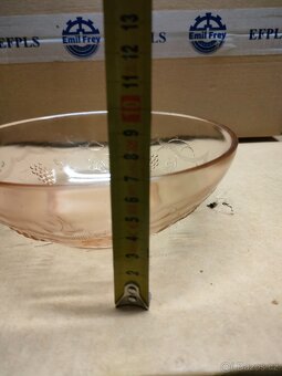 Skleněná mísa 20cm. - 2