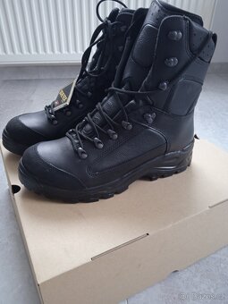 Prodám vysoké boty (GORA-TEX), nové  - 2