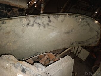 Zadní sklo Škoda 1000MB - 2