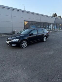 Škoda Octavia - 2