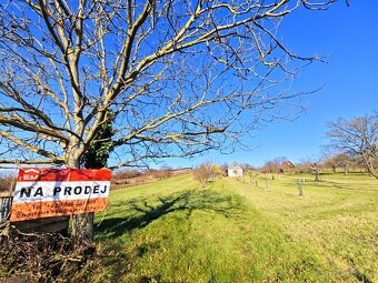 Prodej zahrady 1.965m2 s chatkou, Strážnice - 2