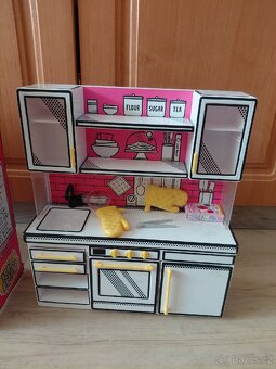 Miniverse kuchyňka pro barbie - 2