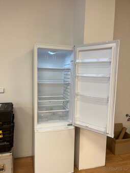 lednička (+mrazak) CANDY - 2